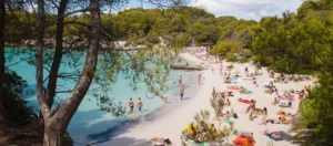Wo übernachten? Die schönsten Urlaubsorte auf Menorca