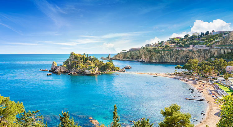 Das sind die schönsten Orte für einen Badeurlaub in Italien
