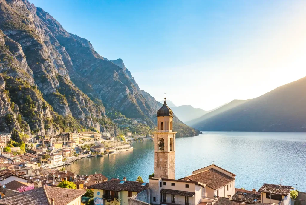 Urlaubsorte Gardasee: Limone Sul Garda