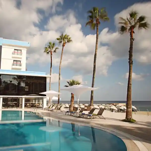 Arkin Palm Beach Hotel
