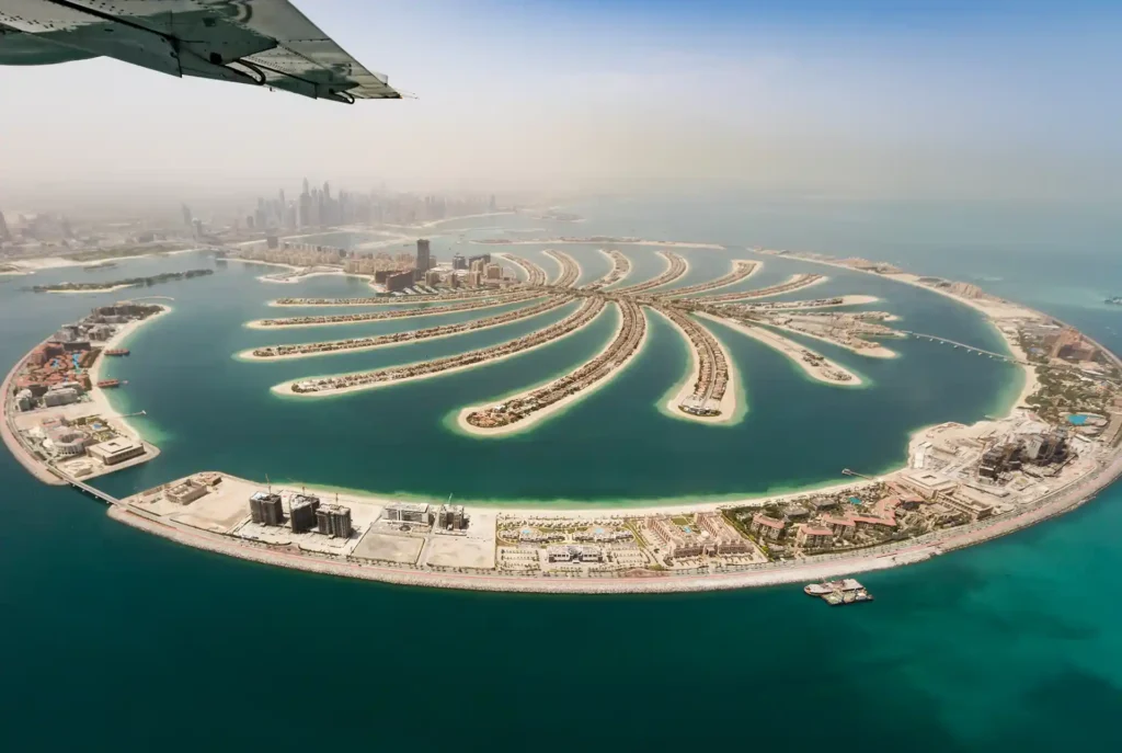 Aktivitäten in Dubai: Flugzeug